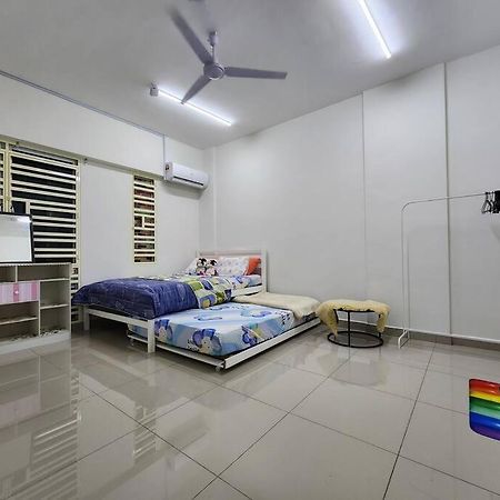 Cozy Familee Homestay Simpang Ampat  Екстер'єр фото