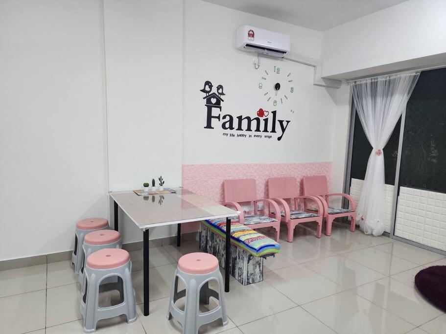 Cozy Familee Homestay Simpang Ampat  Екстер'єр фото